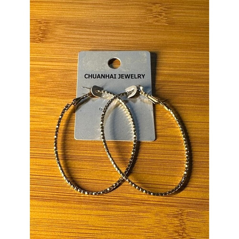 chuanhai jewelry gold tone textured round hoop earrings statement nwt new gift